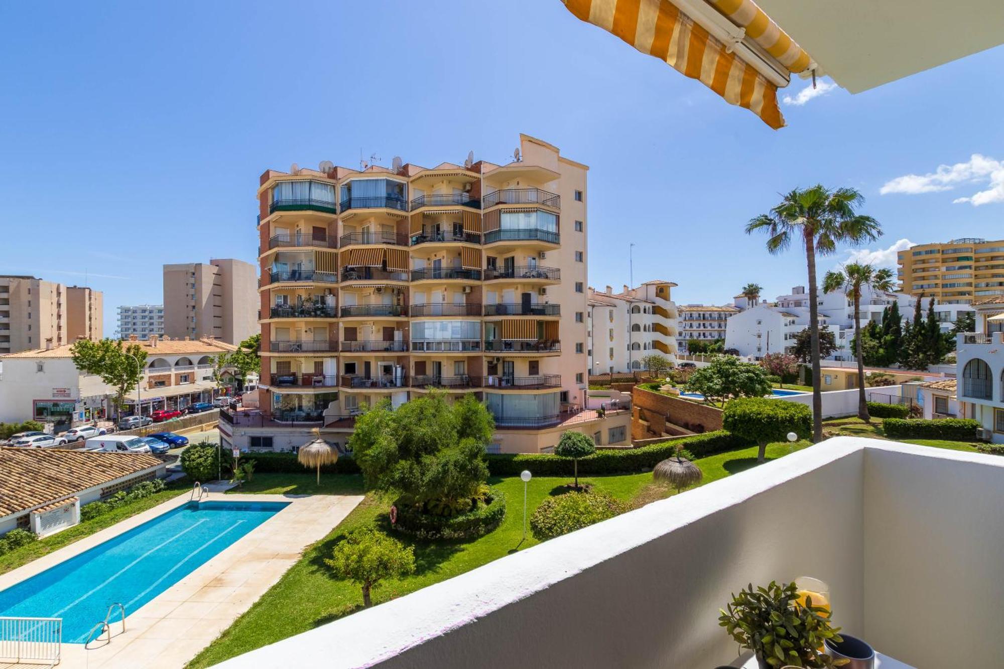 Erisa 52 By Ivi Real Estate Apartment Торемолинос Екстериор снимка